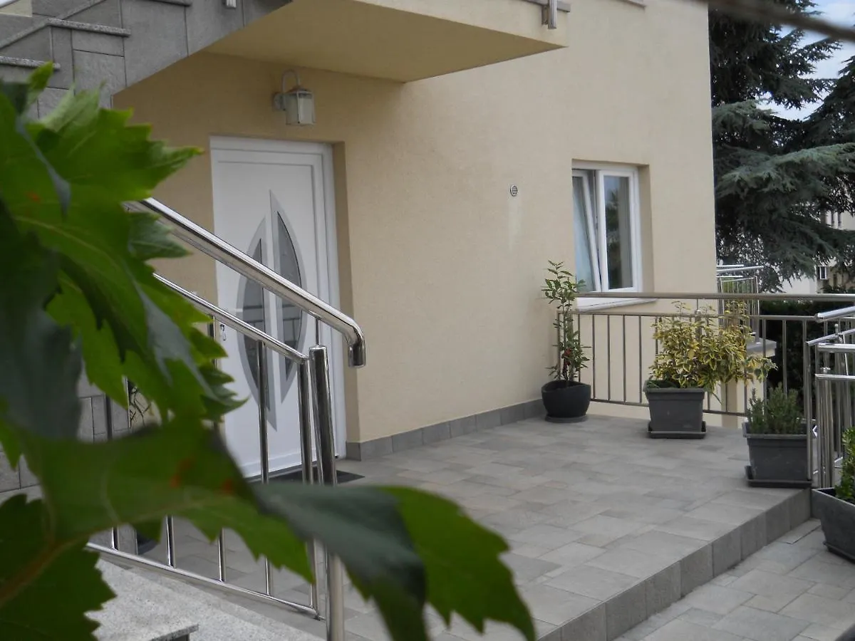 Villa Diogenes Malinska Apartment